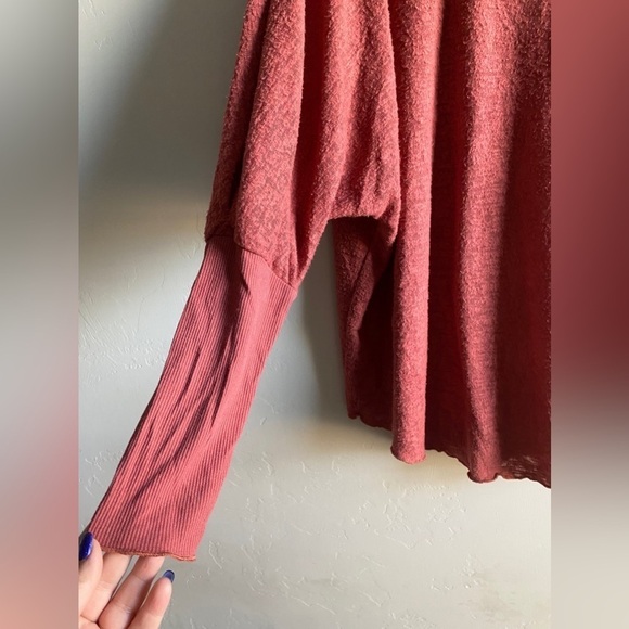 Melrose and Market - Textured Maroon Drop shoulder Top - Picture 3 of 9